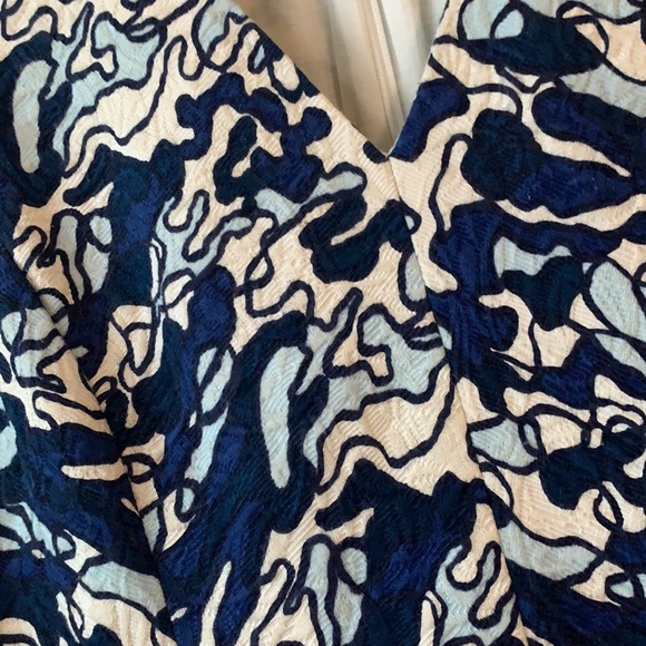 ELLE SASSON Flounder Cotton Blue Abstract Dress - Picture 8 of 12